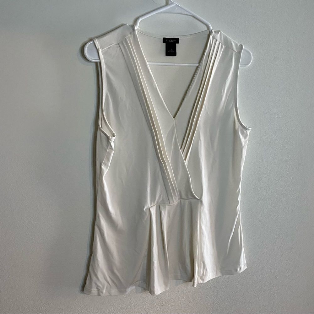 White Anne Taylor Tank Top Sleeveless Blouse size Small Business Casual